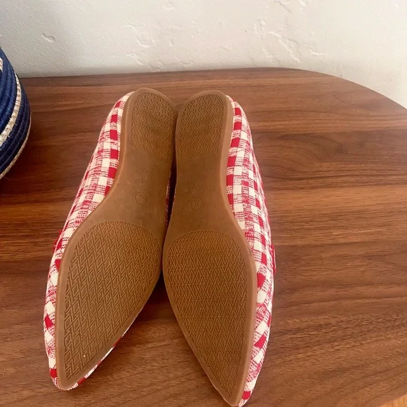 VIVAIA Amelia 2.0 Pointed-Toe Loafers – Red & White Gingham - Picture 2 of 4
